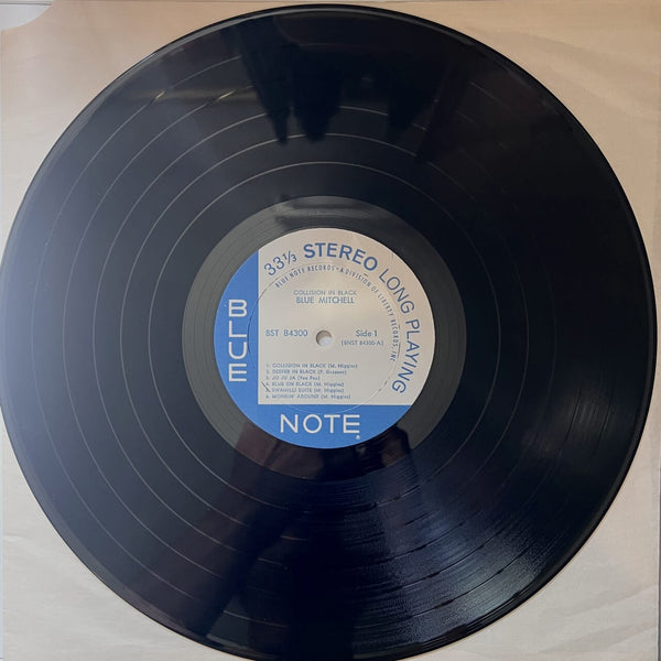 Blue Mitchell – Collision In Black